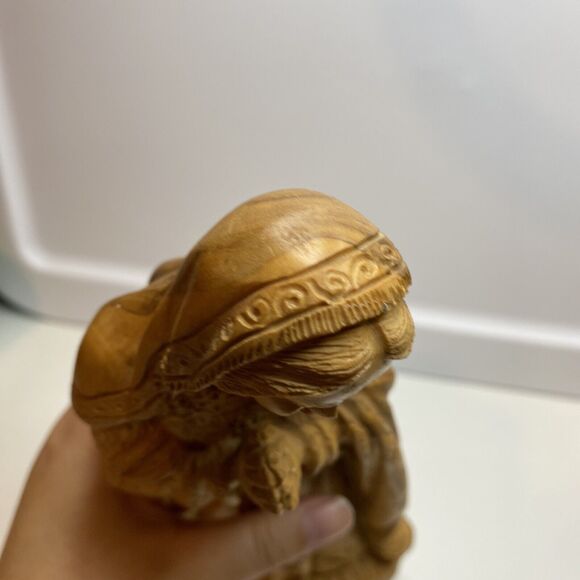 VTG Nativity Figure Mary Wood Kneeling Hand Carved 9 inches Tall Figurine - Picture 4 of 16